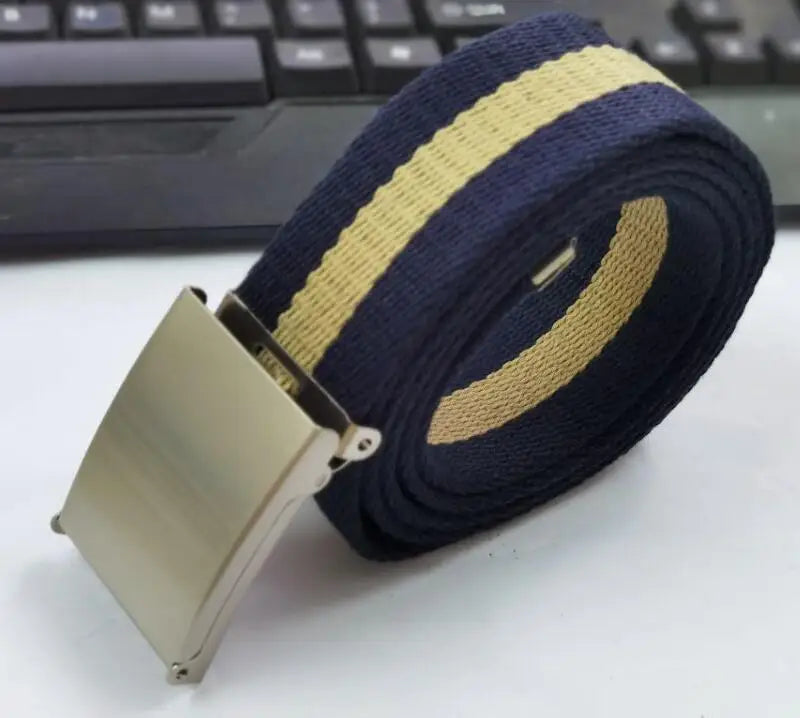 Cinto com fivela de metal de luxo para homens e mulheres em várias cores e tamanhos equalidade superior.