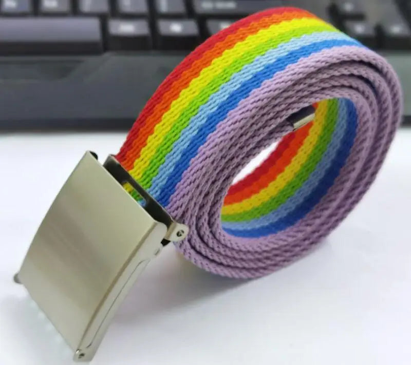Cinto com fivela de metal de luxo para homens e mulheres em várias cores e tamanhos equalidade superior.