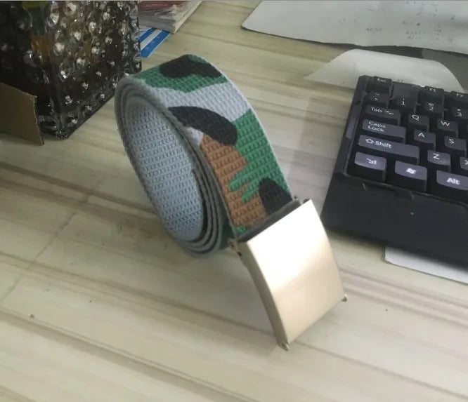 Cinto com fivela de metal de luxo para homens e mulheres em várias cores e tamanhos equalidade superior.