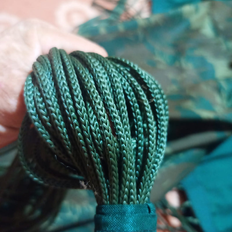 Rede Camuflada Reforçada Com Forro Duplo 1.5 Mts de Comprimento 1.4 Mts de Largura e 50cm de Punho Grosso.